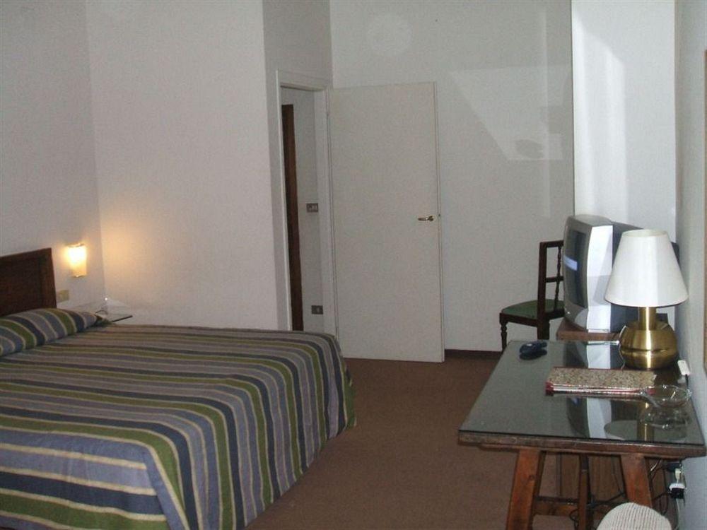 Hotel Villa Aurora Fiesole Bagian luar foto