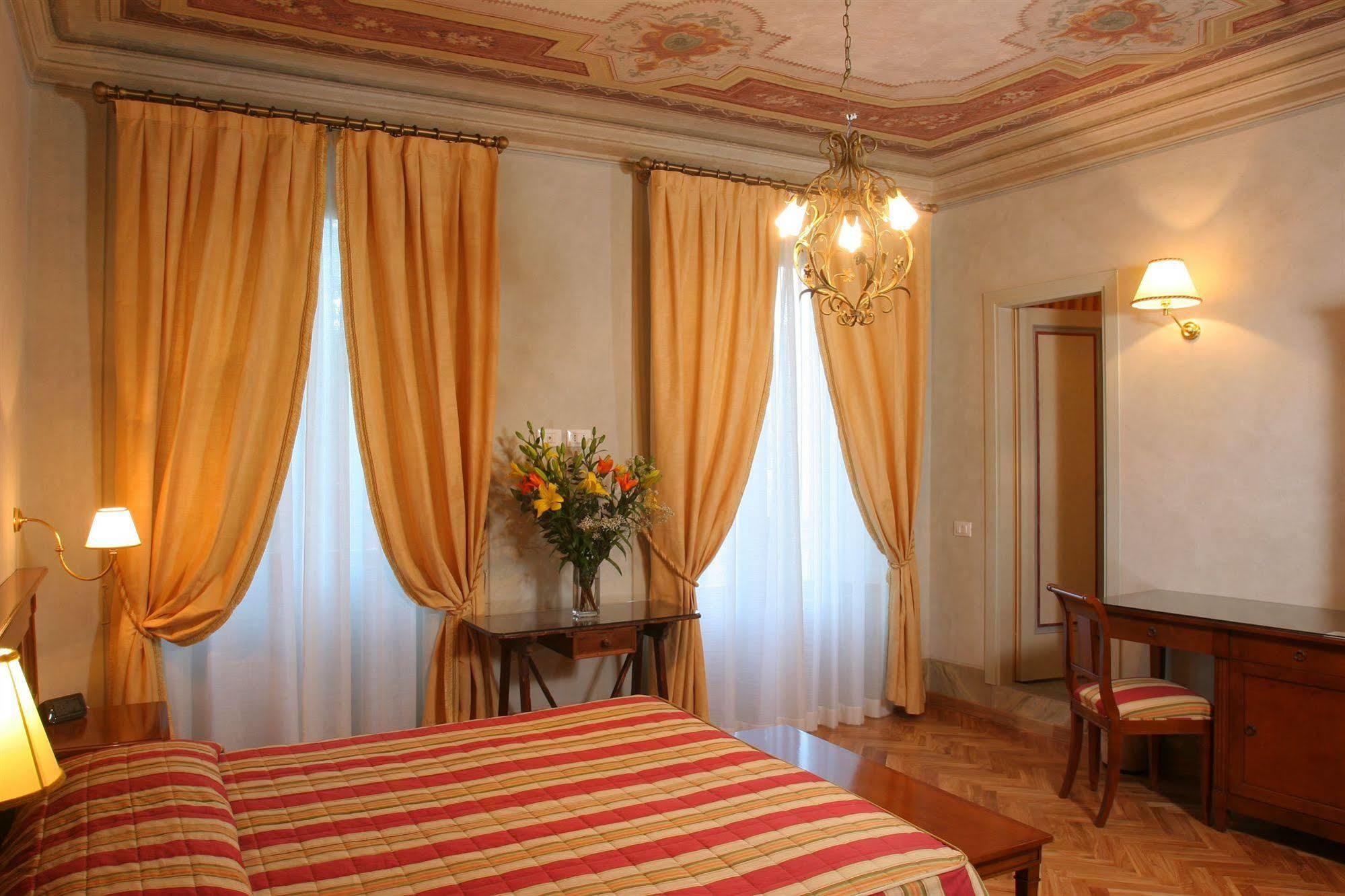 Hotel Villa Aurora Fiesole Bagian luar foto