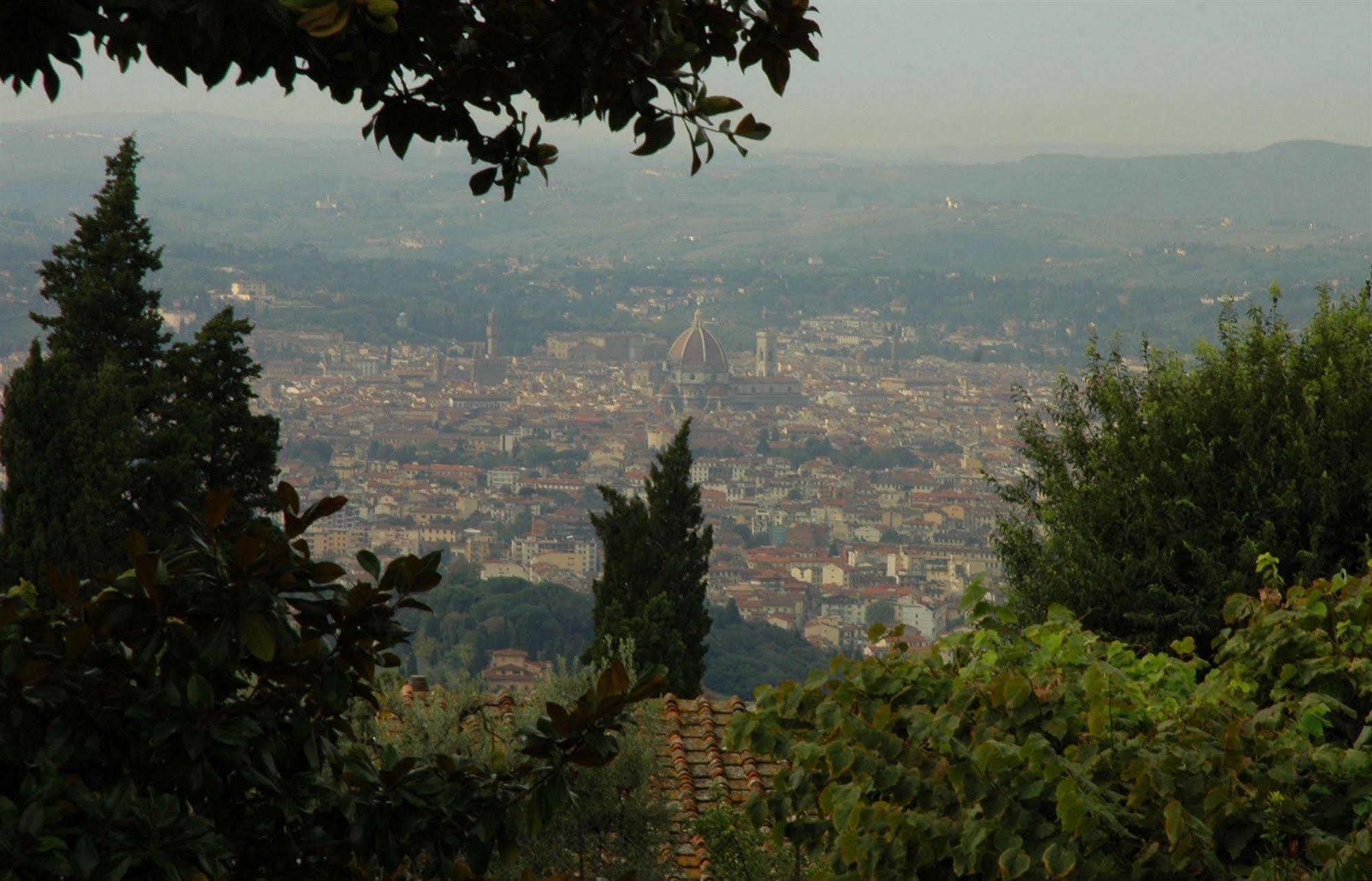 Hotel Villa Aurora Fiesole Bagian luar foto